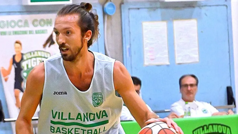 L’ala forte dei Villanova Tigers Tomasi (Foto @Alfio Sgroi)