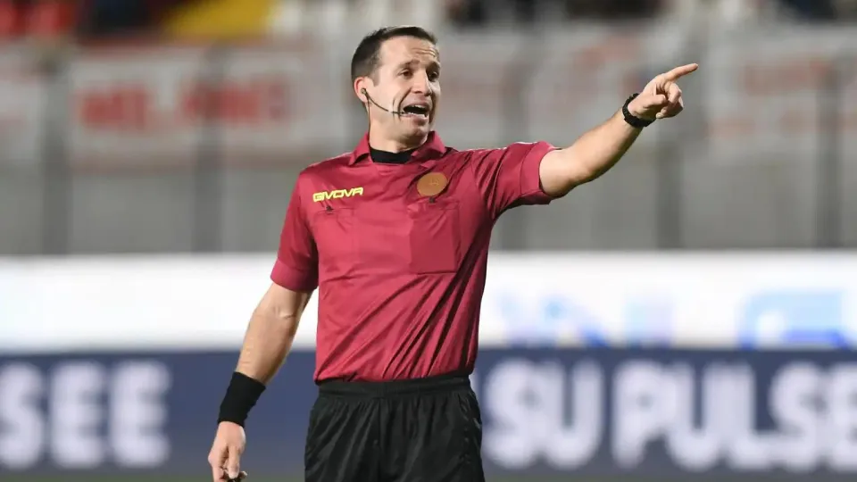 L'arbitro Andrea Zanotti