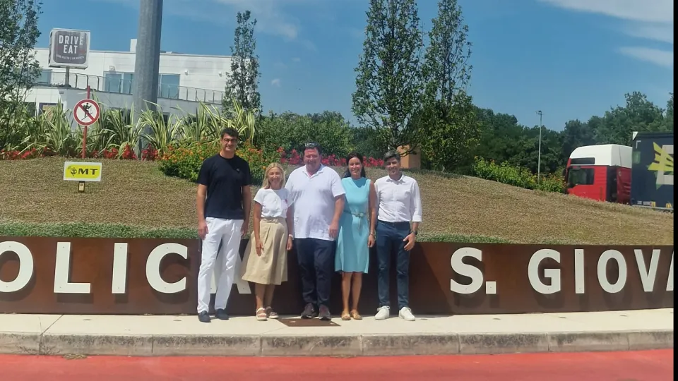 l’Assessore di San Giovanni Nicola Gabellini, la Sindaca di Cattolica Franca Foronchi, Gianluca Marchetti, la Sindaca di San Giovanni Michela Bertuccioli, l’Assessore Leonardo Mariani