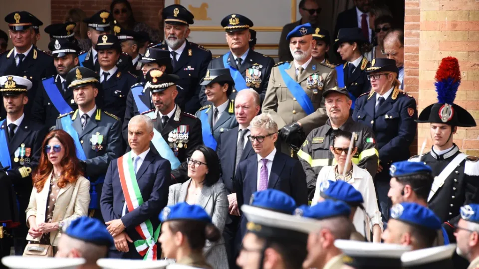 le autorità presenti alle celebrazioni del 2 giugno