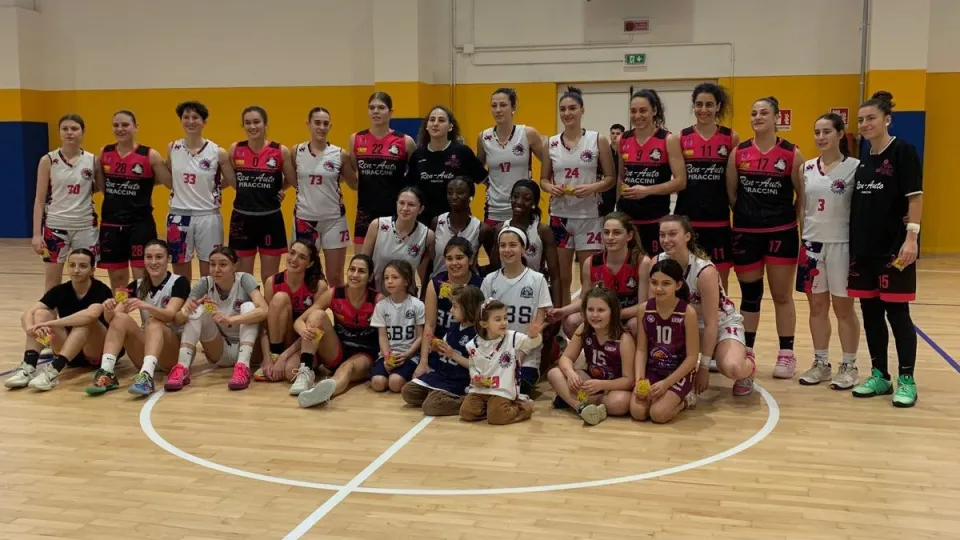 Le due squadre insieme