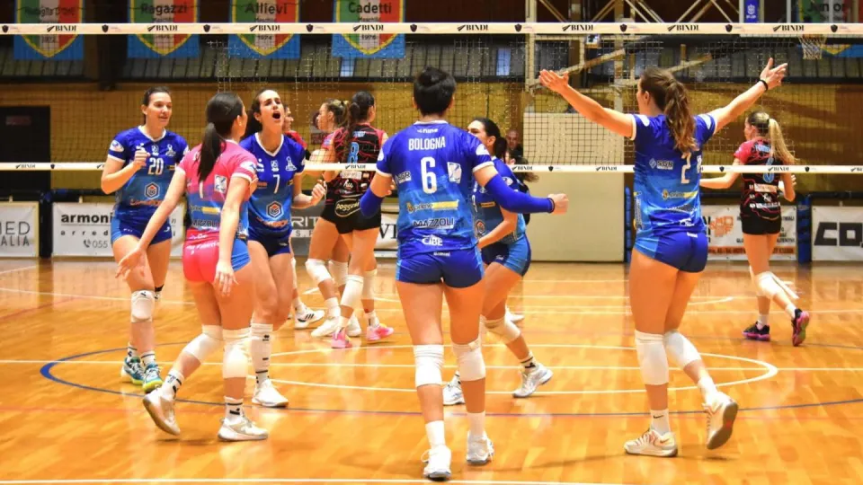 Le ragazze della Lasersoft Riccione dopo un punto