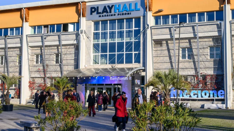 L'ingresso del PlayHall Massimo Pironi di Riccione