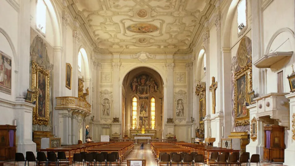 l'interno della chiesa di Sant'Agostino
