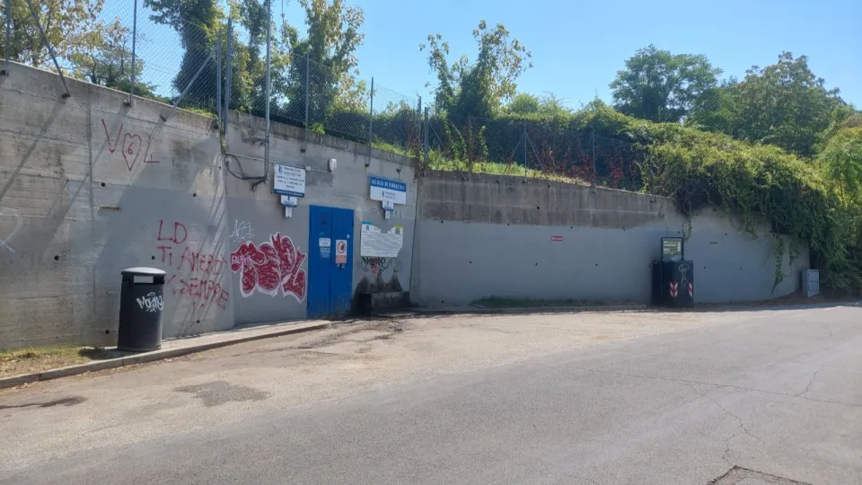 Lo slargo dove si trova la fontanella