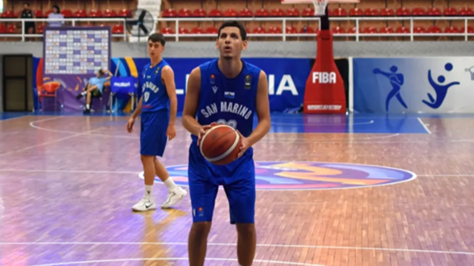 Mattia Nanni ai liberi (©FIBA)