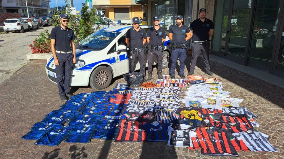 merce contraffatta a Bellaria Igea Marina