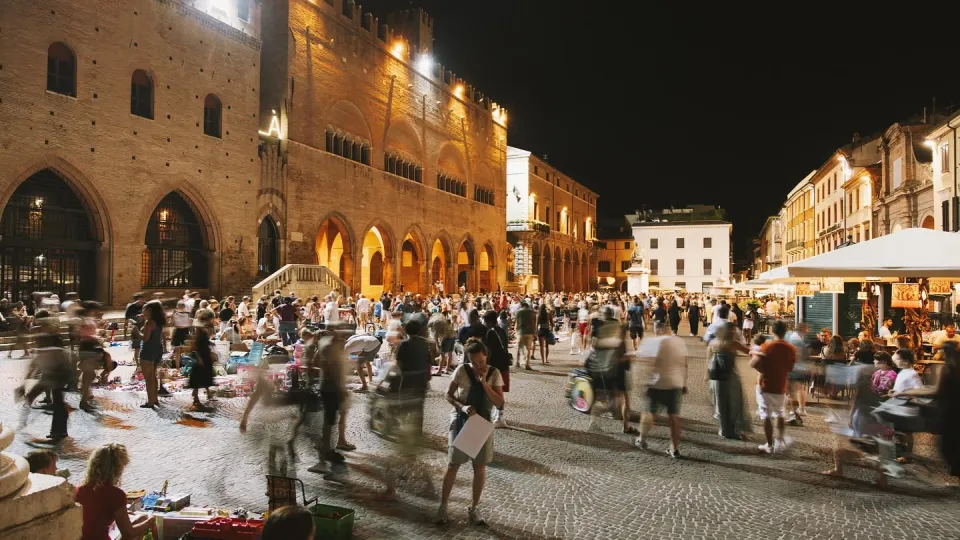 Piazza Cavour