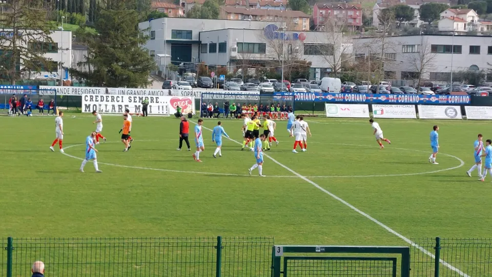 Poco prima del calcio d'inizio