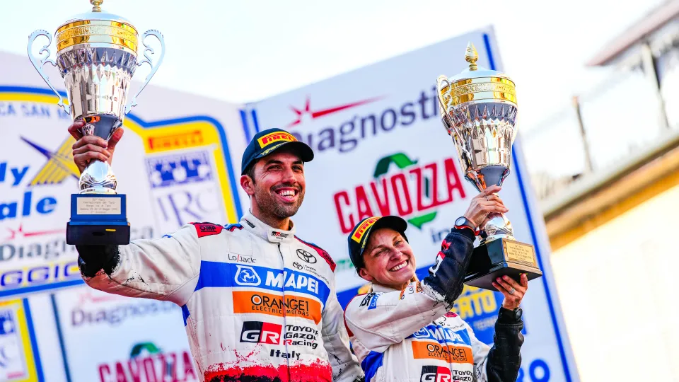 Simone Campedelli e Tania Canton sul podio (©PHOTO ACTION)