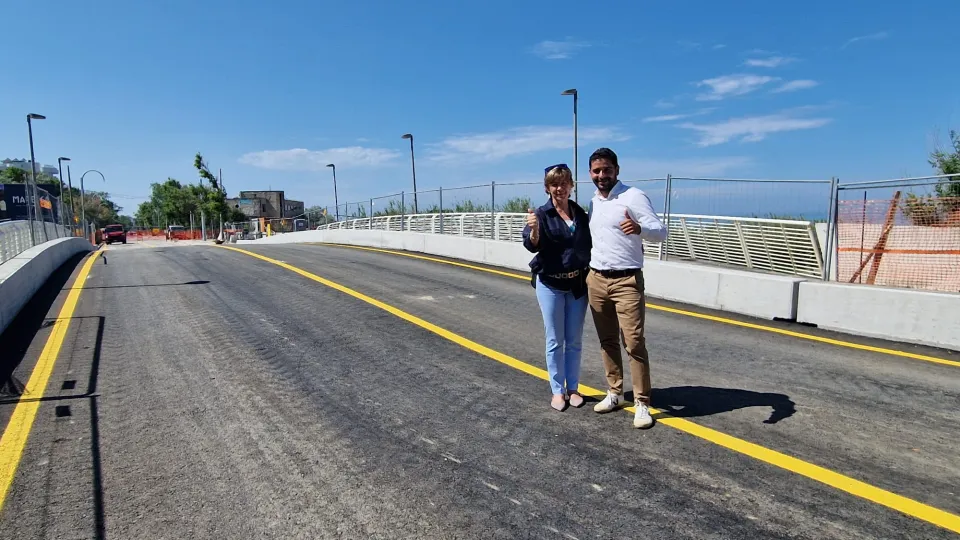 sindaca e assessore sul ponte