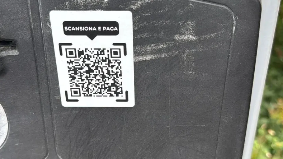 truffa qr code riccione