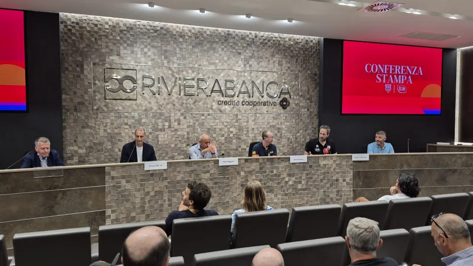 Un momento della conferenza stampa