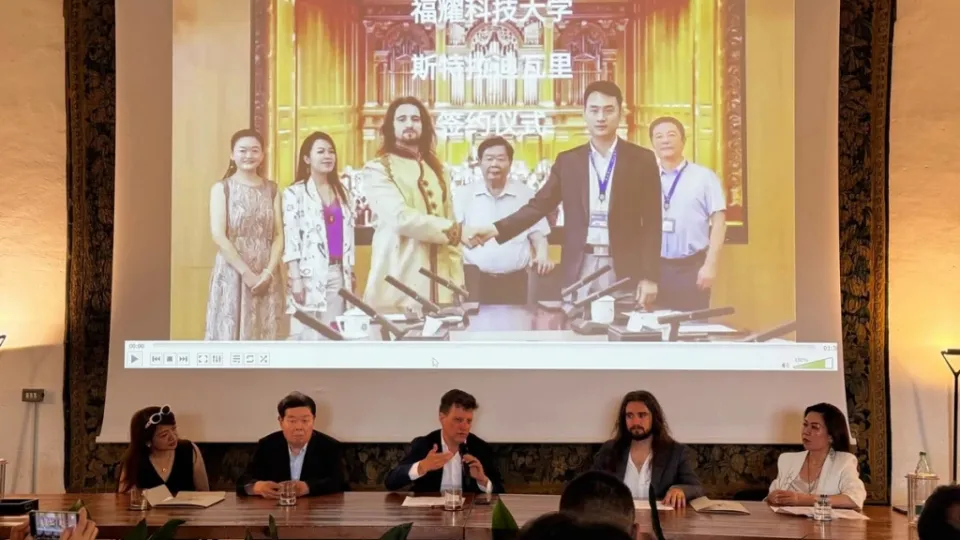 Un momento della conferenza stampa