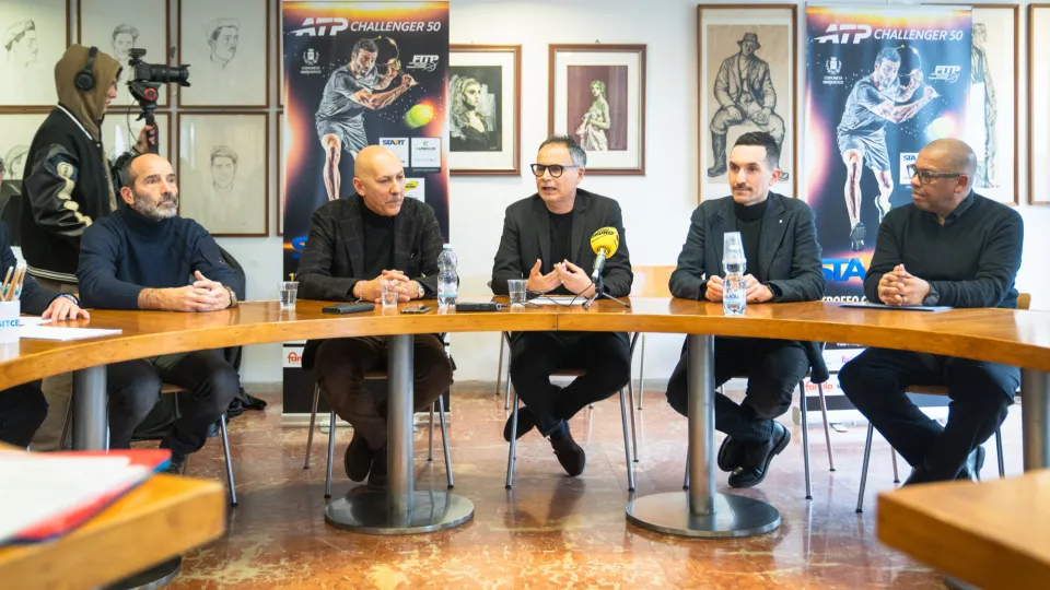 Un momento della conferenza stampa di presentazione