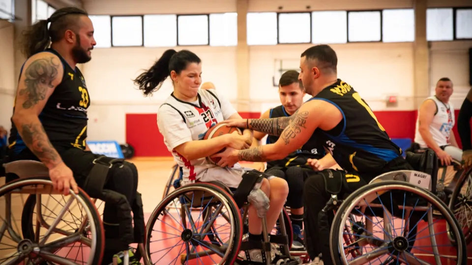 Un momento della gara dell'andata