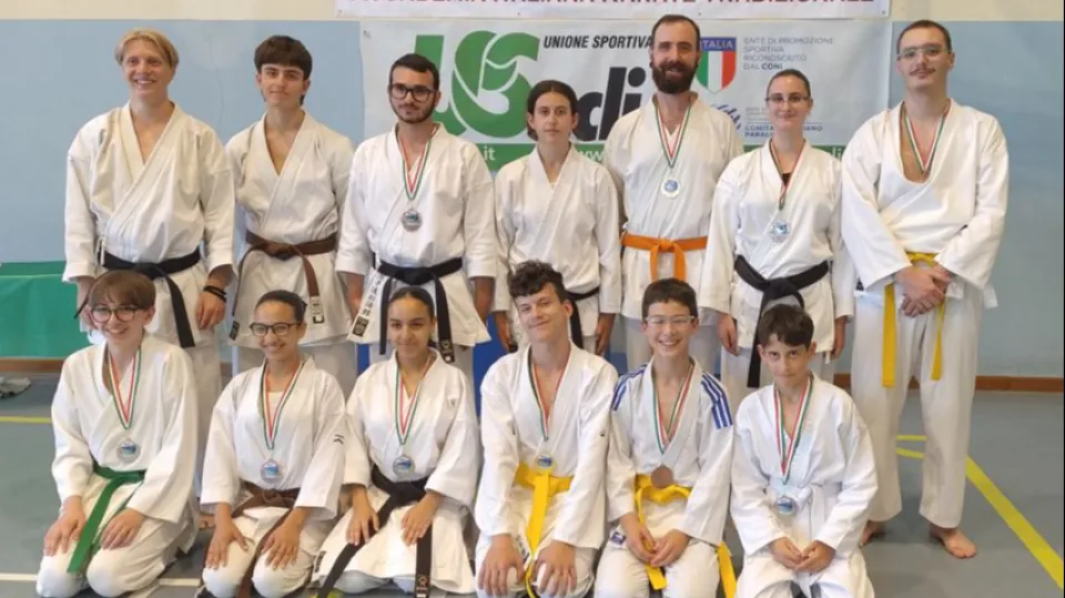Una parte degli atleti dell'ASD Shotokan Karate Club Santarcangelo