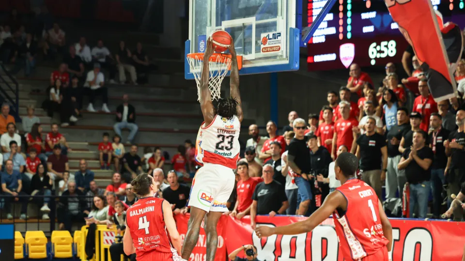 Una schiacciata di DeShawn Stephens