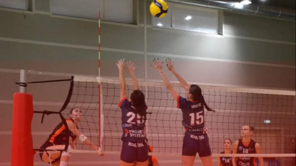 Un'azione di gioco con la Projet System in campo