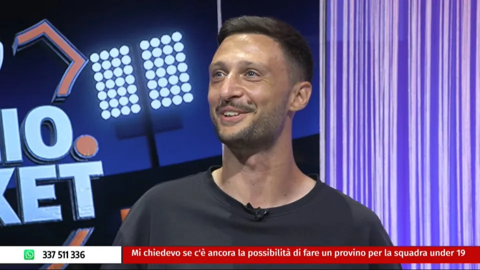 Valerio Nava ospite di Calcio.Basket