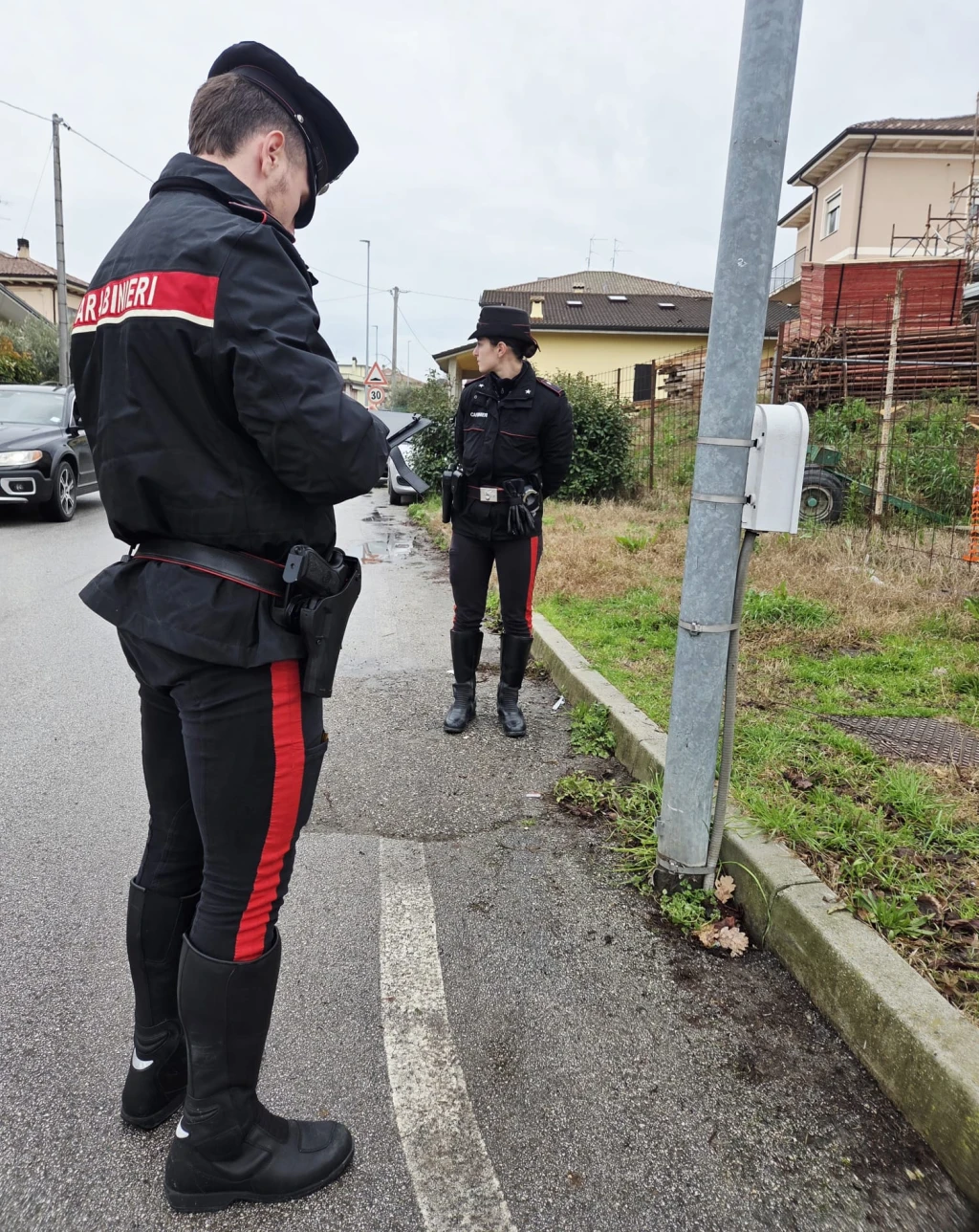 Incidente mortale a Villa Verucchio, i rilievi dei carabinieri (Adriapress)