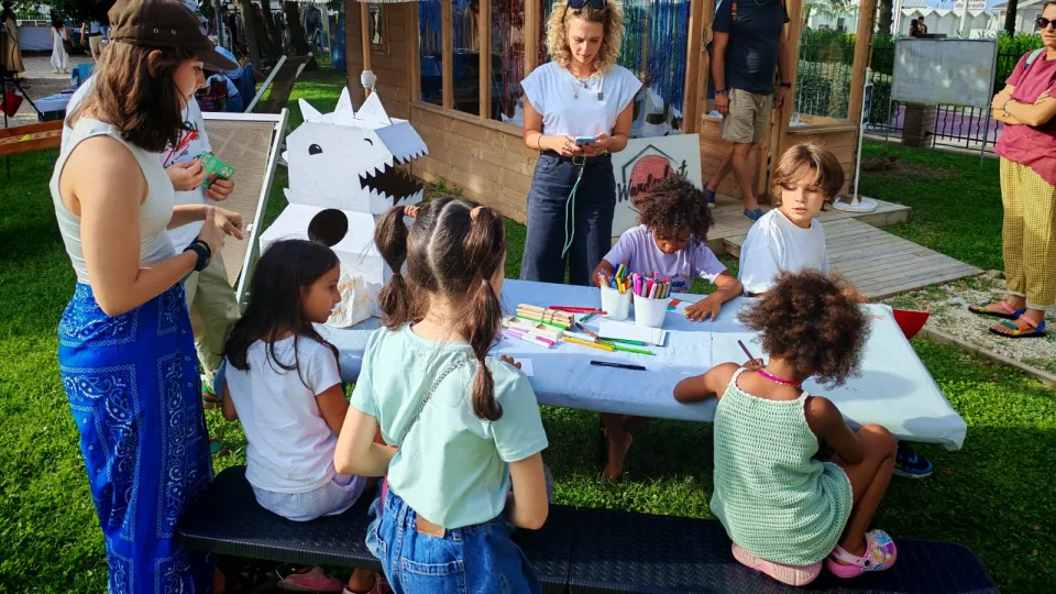 Wonderlust- bloom edition