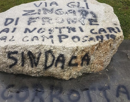 A Santarcangelo il vandalo colpisce il parco della fiera