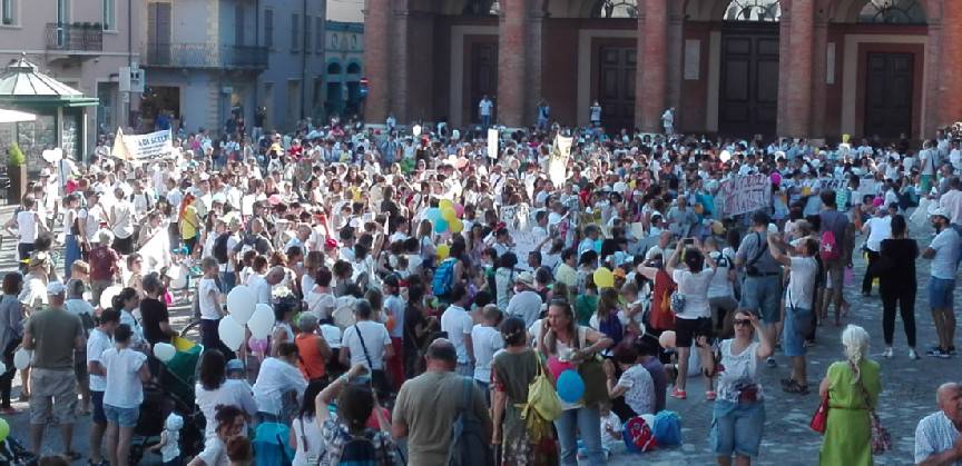 Vaccini, Libera Scelta chiama a raccolta in piazza a Rimini