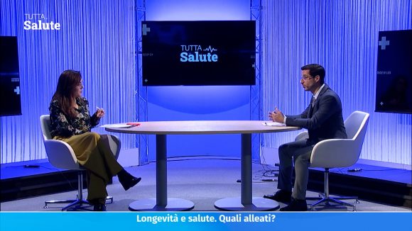 Il dottor palazzini nello studio di Tutta salute
